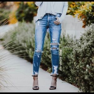 Kancan Skinny cropped distressed blue jeans